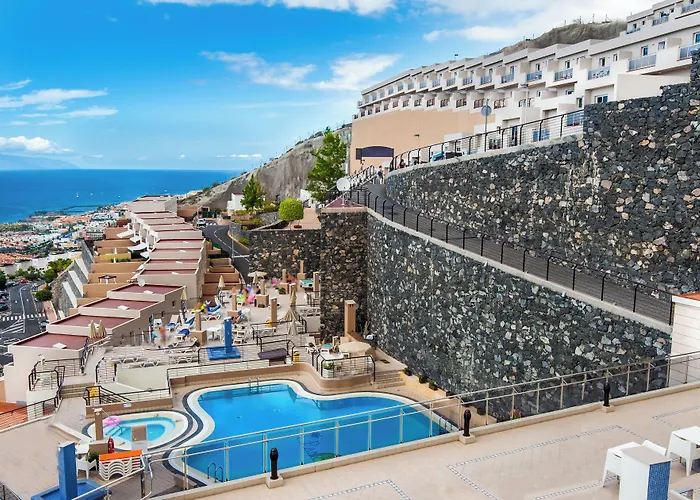 Kn PanoramicaAparthotel